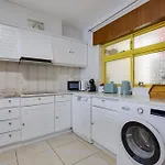 Presidente - Amplo 6 Pessoas Com Parking E A 10 Min Da Da Rocha Apartamento Portimão